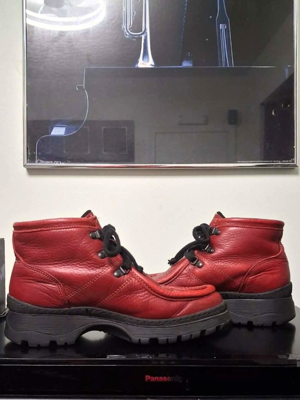 Rare Vintage Roots TUFF Boots Premium Leather Made in Canada Moc Toe Red 7 - 7.5